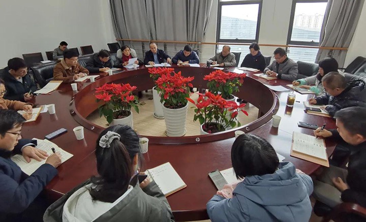 云煤（云顶国际）集团直属党委二支部进前进建贯彻十九届六中全会心灵主题党日活动