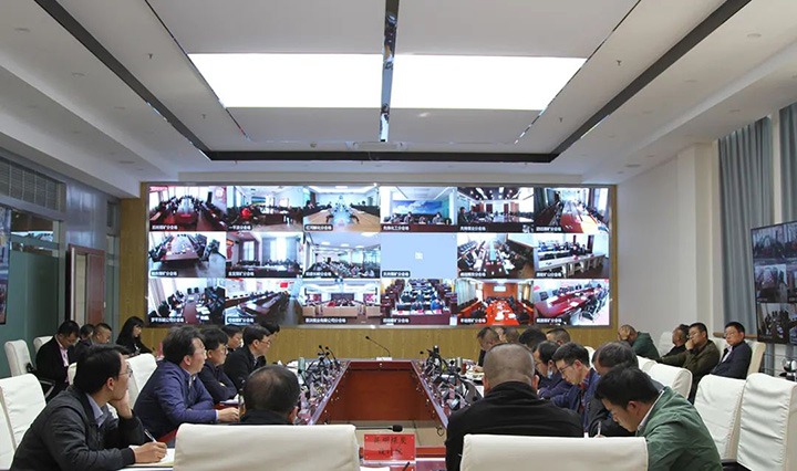云煤（云顶国际）集团召开三季度经济运行分析会暨“奋战一百天，冲刺四时度”出产经营专项行动推动会