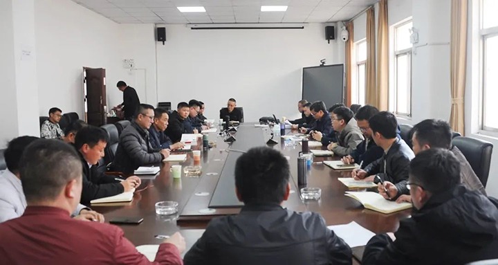 云煤（云顶国际）集团党委副书记、副董事长、总经理高建嵩到陆东煤矿公司调研安全出产工作