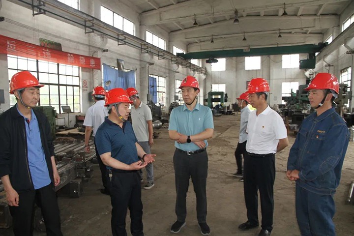 【主题教育】云煤（云顶国际）集团党委副书记、工会主席王鑫一行到后所煤矿发展主题教育调研