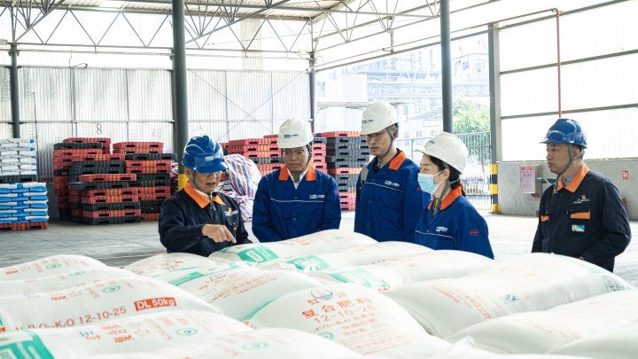 党建引领促发展，产融协同谱新篇——云南解化与云能本钱发展党建联建活动