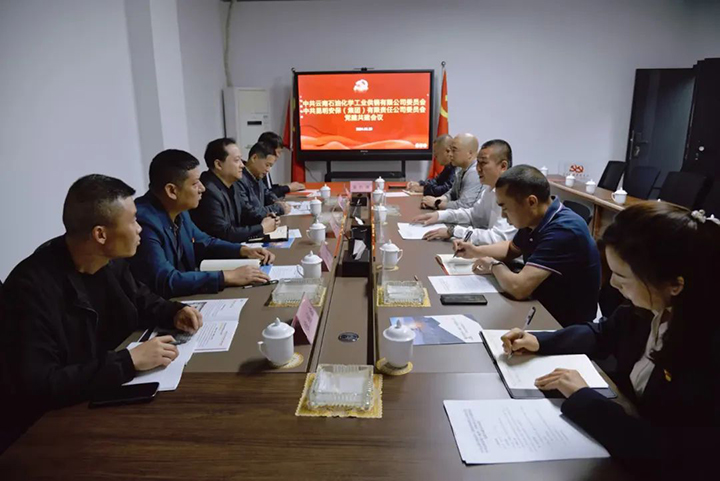 2.1.jpg 2.1.jpg